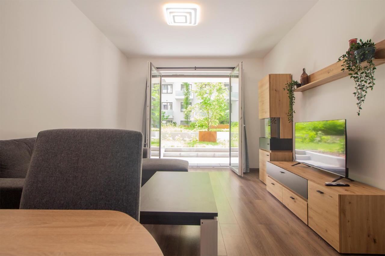 Corvin Modern Two Bedroom Apartment Free Parking 布达佩斯 外观 照片