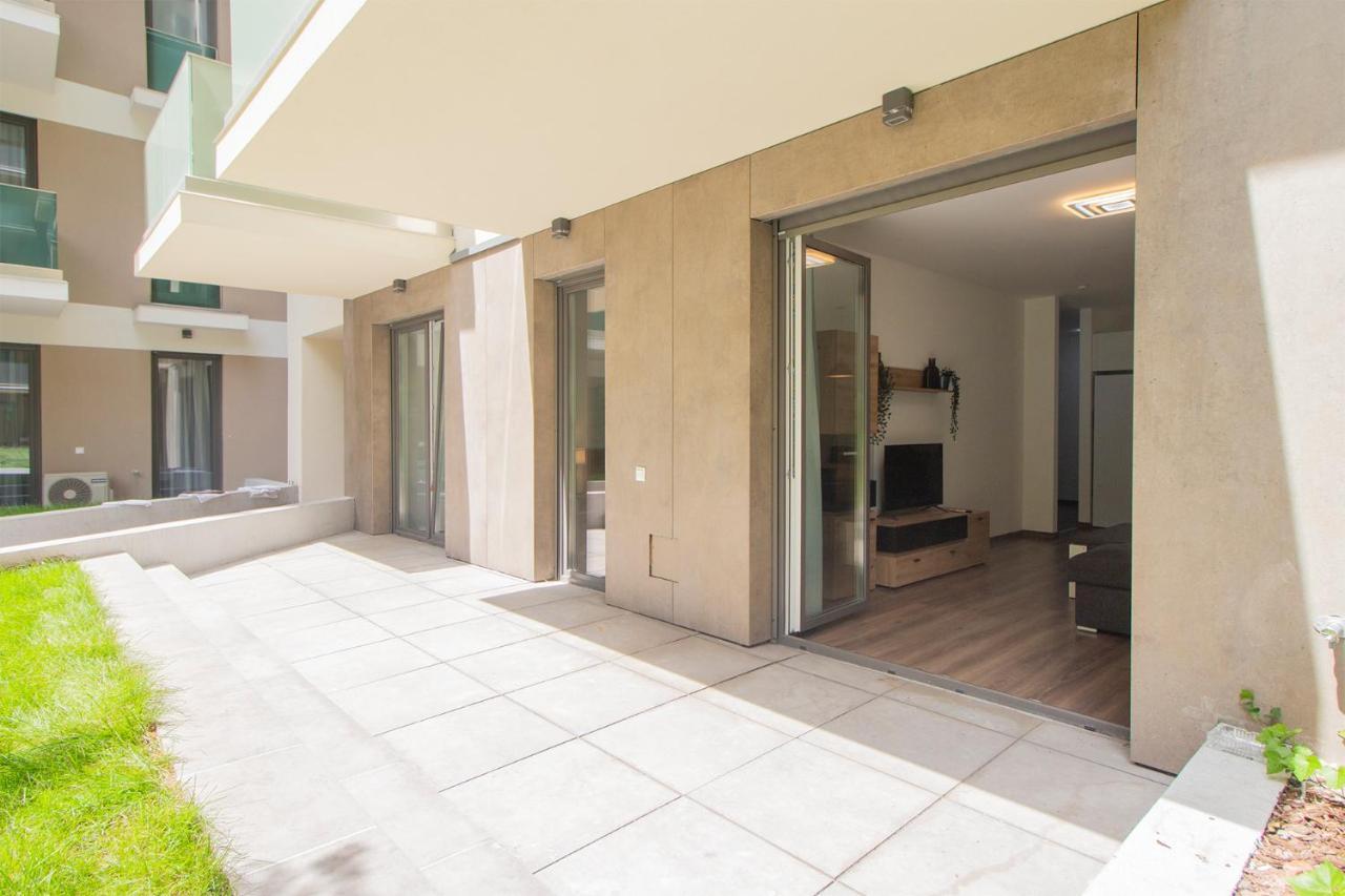 Corvin Modern Two Bedroom Apartment Free Parking 布达佩斯 外观 照片