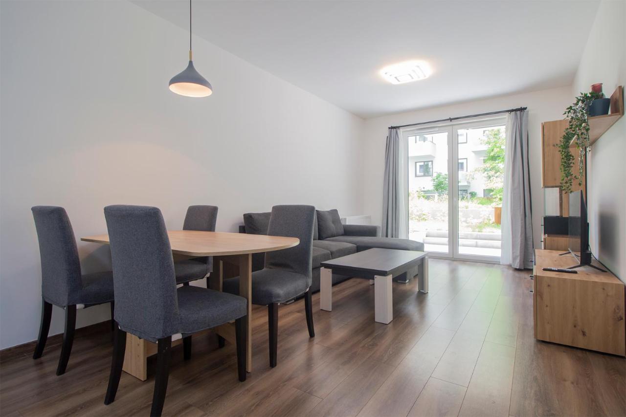 Corvin Modern Two Bedroom Apartment Free Parking 布达佩斯 外观 照片